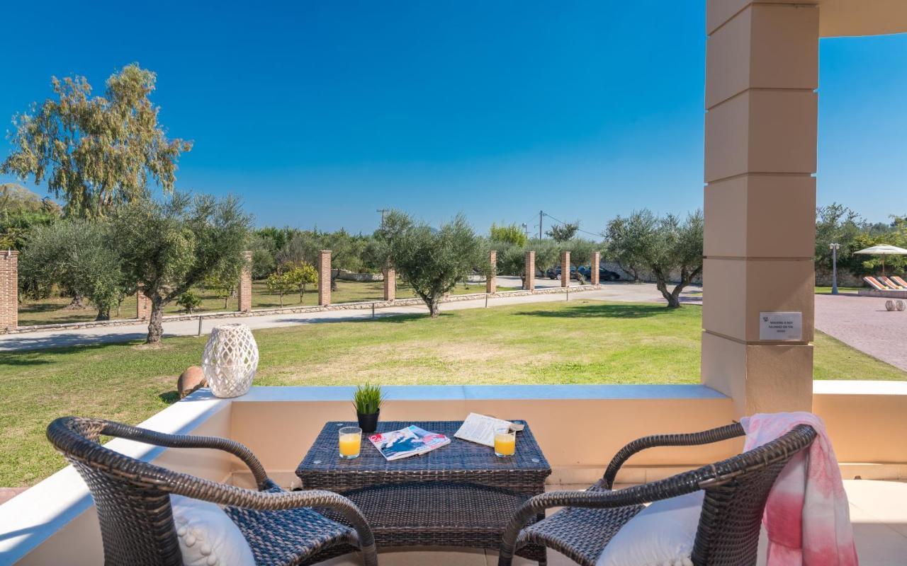 Astarte Villas - Istar Villa With Tennis Court Makhairadhon Экстерьер фото