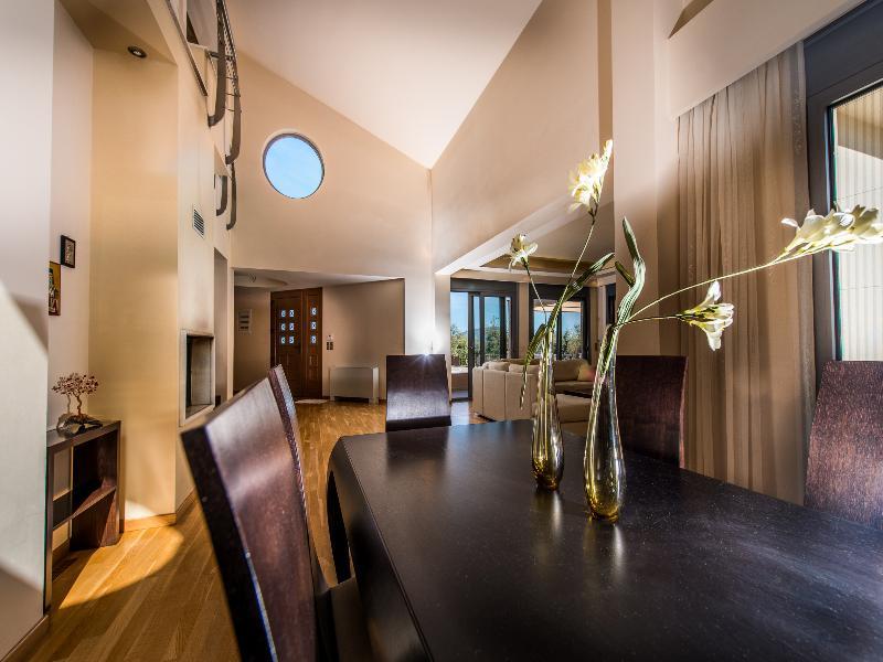 Astarte Villas - Istar Villa With Tennis Court Makhairadhon Экстерьер фото