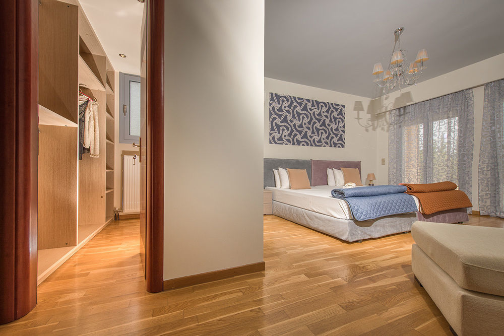 Astarte Villas - Istar Villa With Tennis Court Makhairadhon Экстерьер фото